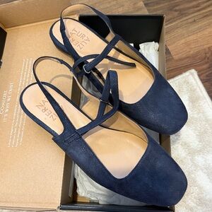 Naturalizer “Connie Mary Jane Slingback Flat” in Navy